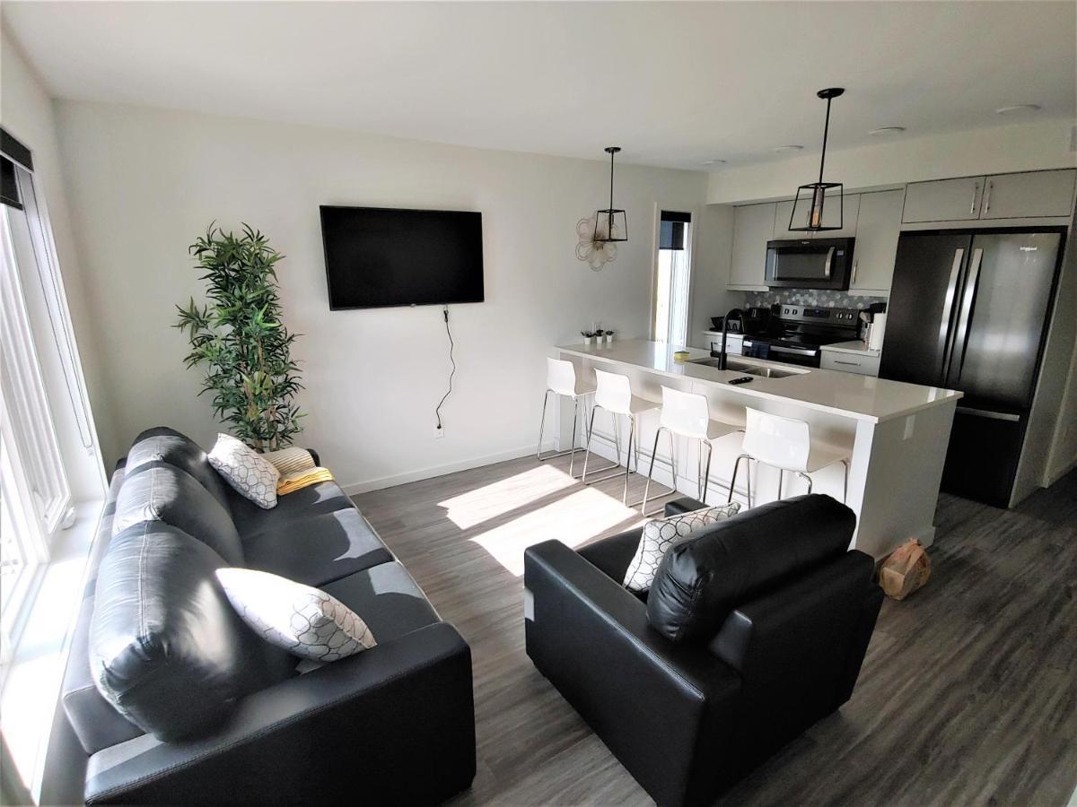 Serene 2 Bedroom Condo With Balcony And Lakeview Winnipeg Ngoại thất bức ảnh