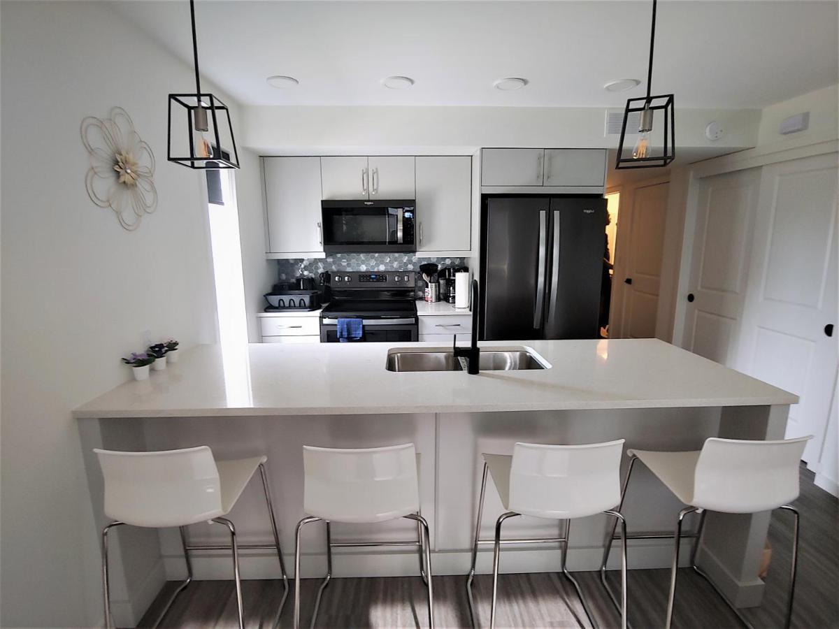 Serene 2 Bedroom Condo With Balcony And Lakeview Winnipeg Ngoại thất bức ảnh